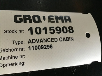 Kabína a interiér LIEBHERR