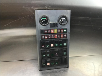 Palubná doska LIEBHERR