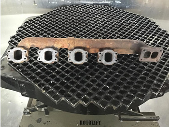 Výfukové potrubie LIEBHERR