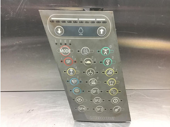 Palubná doska LIEBHERR