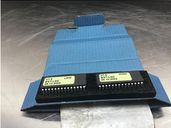 Palubná doska LIEBHERR