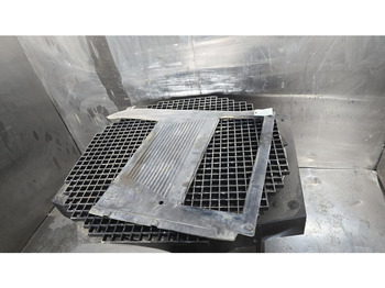 Kabína a interiér LIEBHERR