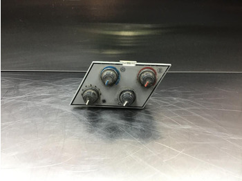 Palubná doska LIEBHERR