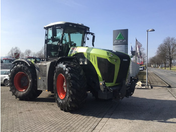 Traktor CLAAS Xerion
