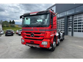 Hákový nosič kontajnerov MERCEDES-BENZ Actros