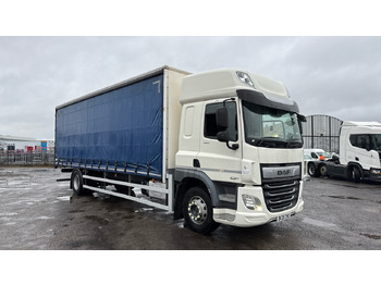 Plachtové nákladné vozidlo DAF CF 260