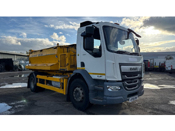 Asfaltovací stroj DAF