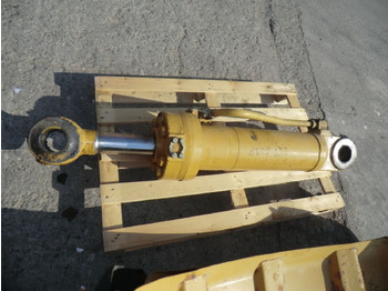 Hydraulický valec CATERPILLAR