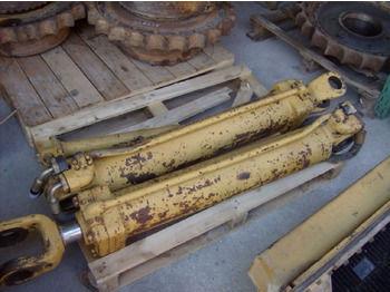 Hydraulický valec CATERPILLAR