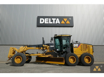 Zrovnávač CATERPILLAR 120