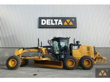 Zrovnávač CATERPILLAR 12M3