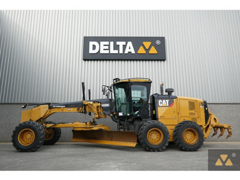 Zrovnávač CATERPILLAR 140M