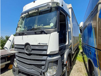 Plachtové nákladné vozidlo MERCEDES-BENZ Actros 2542