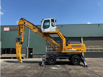 Překládkové rýpadlo LIEBHERR A 924