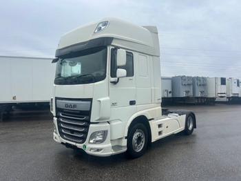 Ťahač DAF XF 106 460