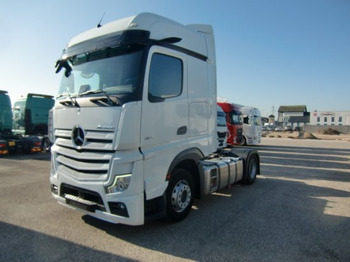 Ťahač MERCEDES-BENZ Actros 1845
