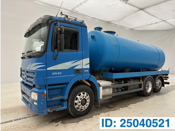 Cisternové vozidlo MERCEDES-BENZ Actros 2532