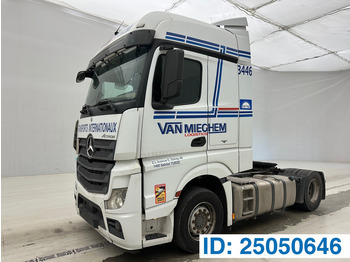 Ťahač MERCEDES-BENZ Actros 1842