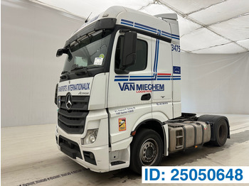 Ťahač MERCEDES-BENZ Actros 1842
