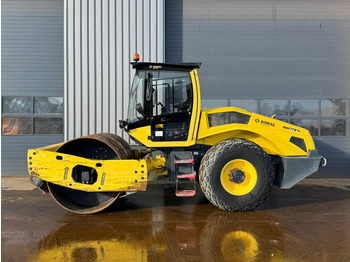 Valec BOMAG
