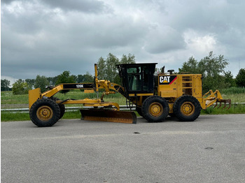 Zrovnávač CATERPILLAR 120K