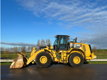 Kolesový nakladač CATERPILLAR 966M