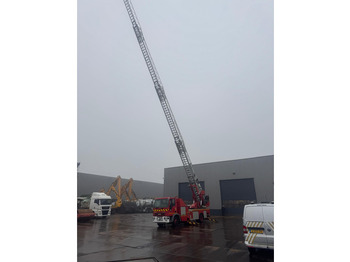 Hasičské vozidlo Iveco 130E23 4x2 Firetruck: obrázok 2 Hasičské vozidlo Iveco 130E23 4x2 Firetruck: obrázok 2