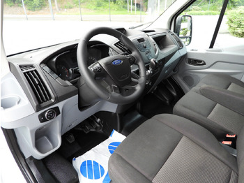 Chladiarenská dodávka FORD TRANSIT REFRIGERATOR VAN 5*C AIR CONDITIONING 105HP: obrázok 2 Chladiarenská dodávka FORD TRANSIT REFRIGERATOR VAN 5*C AIR CONDITIONING 105HP: obrázok 2