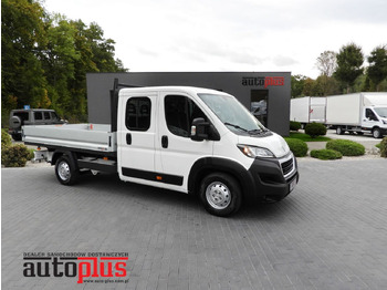 Dodávkа s dvojitou kabínou PEUGEOT Boxer
