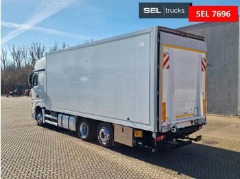 Skříňový nákladní auto MERCEDES-BENZ Actros