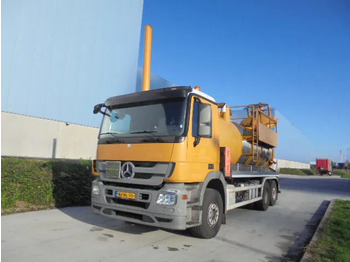 Fekálne vozidlo MERCEDES-BENZ Actros 2532