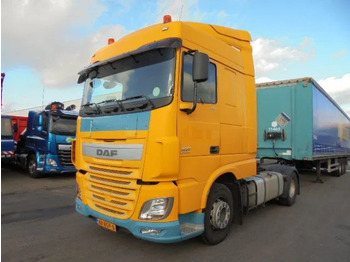 Ťahač DAF XF 440