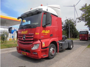 Ťahač MERCEDES-BENZ Actros 1836
