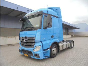 Ťahač MERCEDES-BENZ Actros 1840