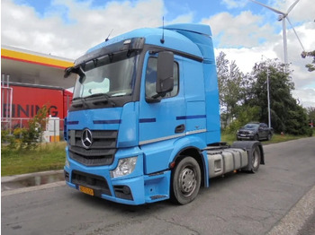 Ťahač MERCEDES-BENZ Actros 1842