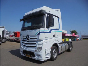 Ťahač MERCEDES-BENZ Actros 1843