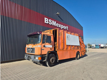 Auto na odvoz odpadu MAN