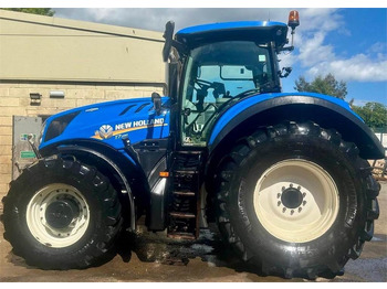 Traktor NEW HOLLAND T7