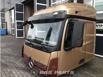 Kabína a interiér MERCEDES-BENZ Actros