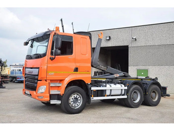 Hákový nosič kontajnerov DAF CF 460