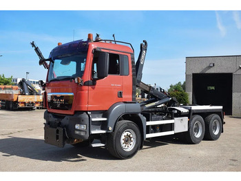 Hákový nosič kontajnerov MAN TGS 33.440