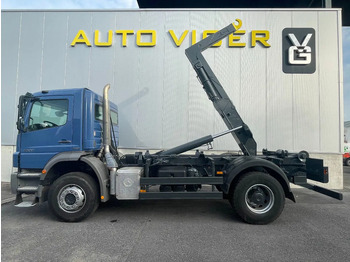 Hákový nosič kontajnerov MERCEDES-BENZ Axor 1833