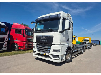 Podvozek s kabinou MAN TGX 26.510
