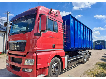 Hákový nosič kontajnerov MAN TGX 26.440