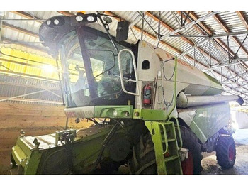 Obilný kombajn CLAAS Tucano 450