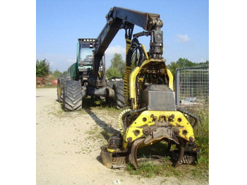 Lesnícky harvestor JOHN DEERE