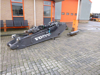 Výložník VOLVO