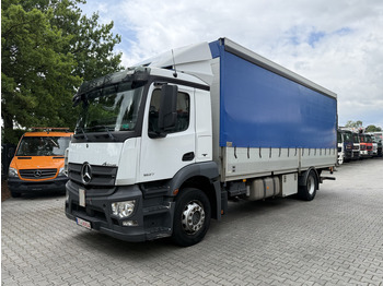 Plachtové nákladné vozidlo MERCEDES-BENZ Antos 1827