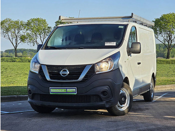 Malá dodávka NISSAN
