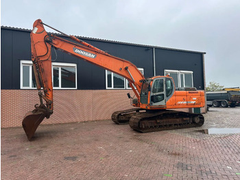 Pásové rýpadlo DOOSAN DX255LC